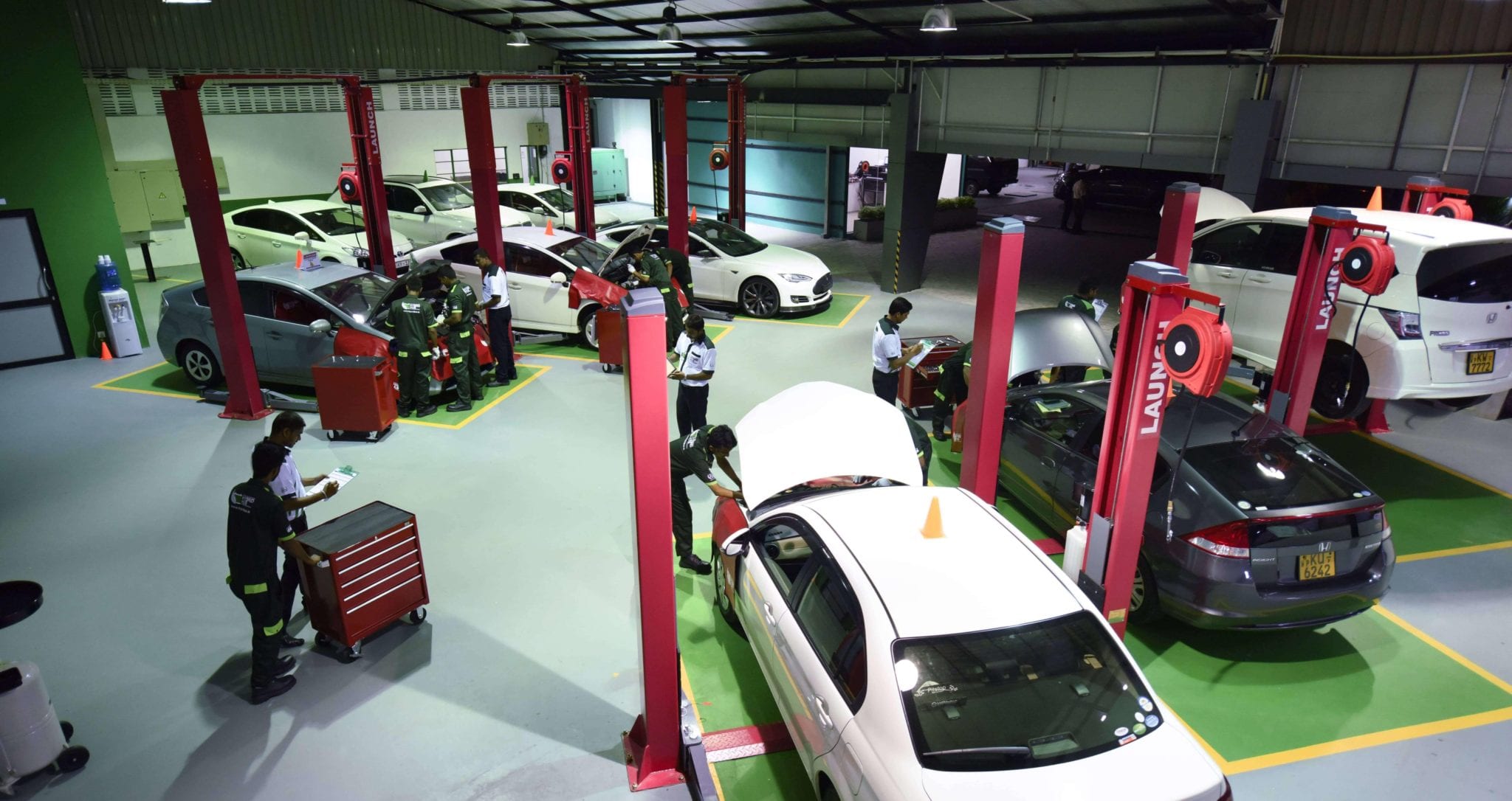 Hybrid Vehicle Experts in Sri Lanka Hybrid Hub Auto Court